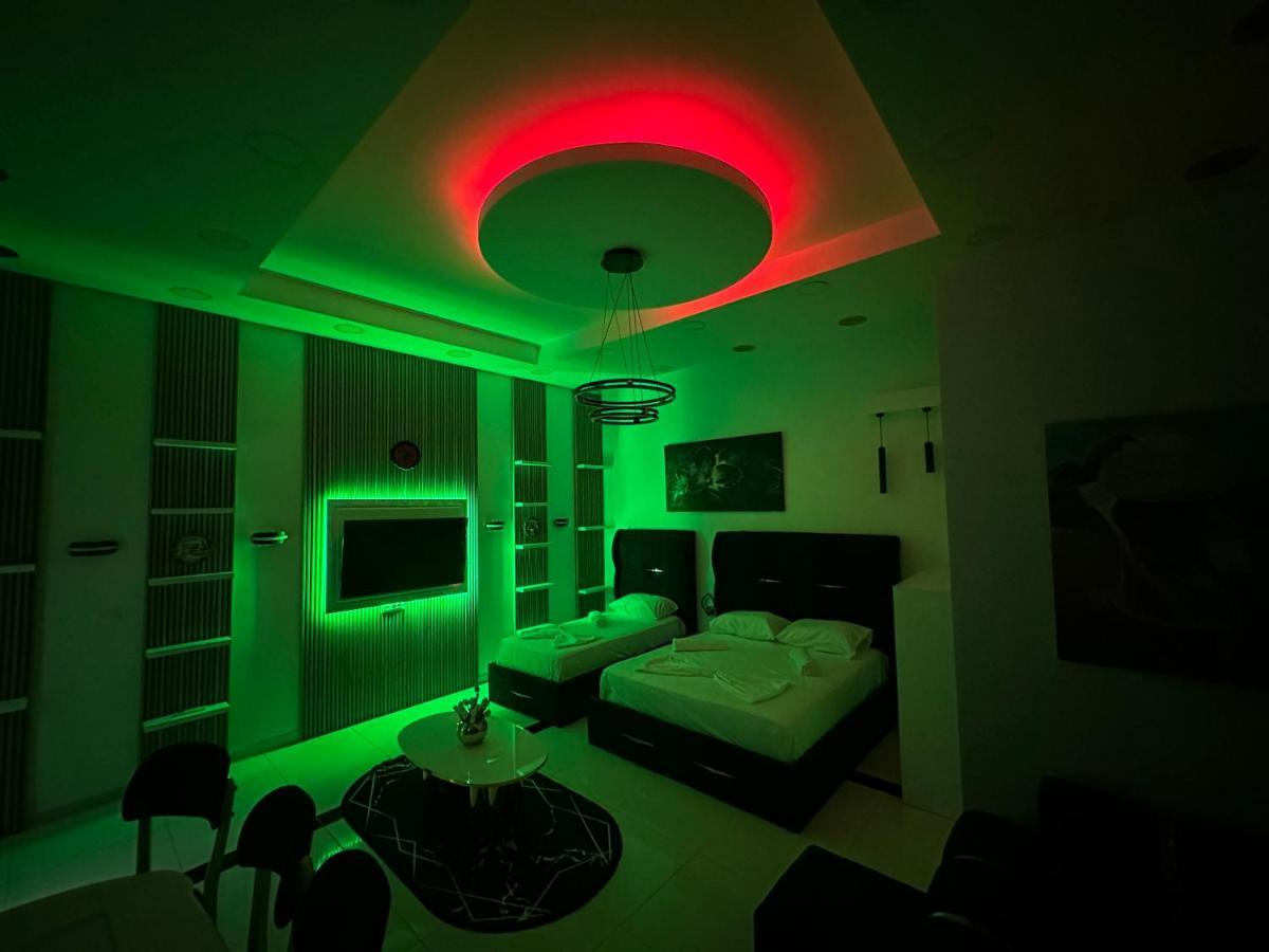 Valjiosi Esto'S Apartament Near Tirana Airport 1 - Self Checkin -Netflix - Free Parking מראה חיצוני תמונה