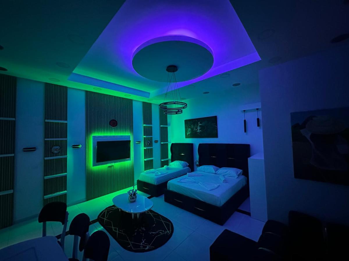 Valjiosi Esto'S Apartament Near Tirana Airport 1 - Self Checkin -Netflix - Free Parking מראה חיצוני תמונה