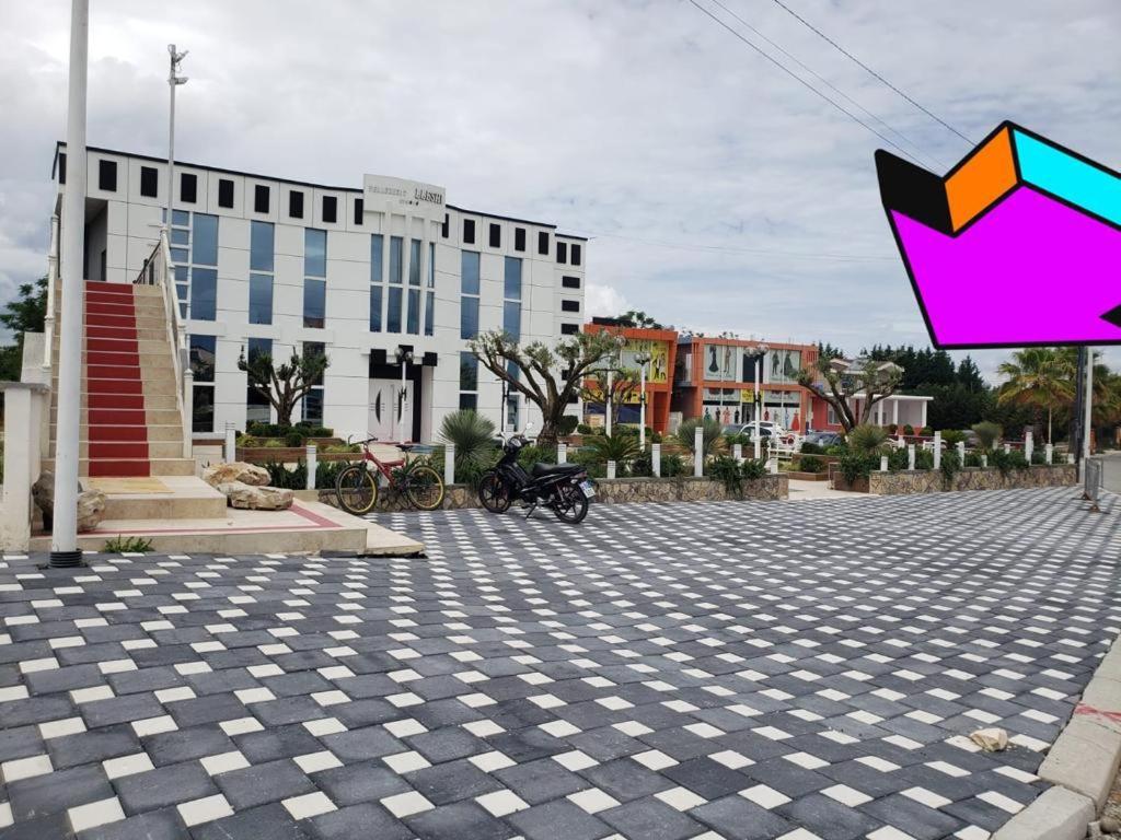 Valjiosi Esto'S Apartament Near Tirana Airport 1 - Self Checkin -Netflix - Free Parking מראה חיצוני תמונה